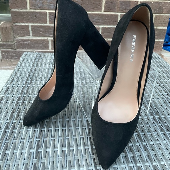 Brand new Forever New block heels in black - Picture 4 of 5